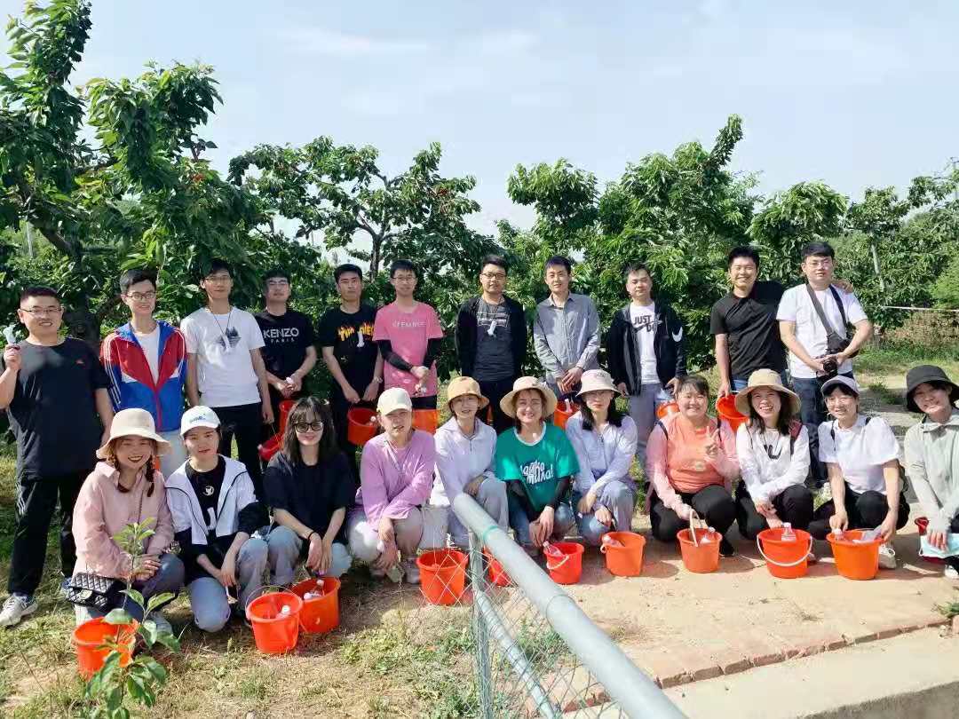 团建.jpg