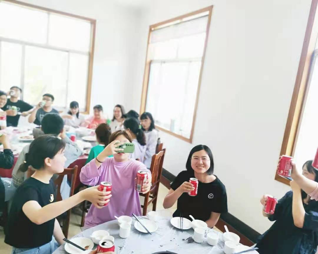 团建.jpg